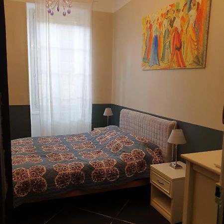 Appartement Intra Muros 8 Personnes Climatise Wifi Stationnement Facile أفينيون المظهر الخارجي الصورة