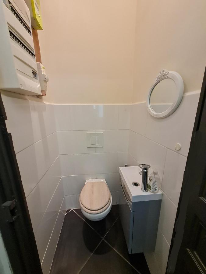 Appartement Intra Muros 8 Personnes Climatise Wifi Stationnement Facile أفينيون المظهر الخارجي الصورة